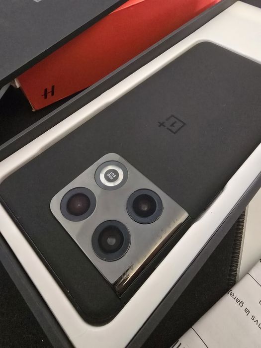 OnePlus 10 PRO 5G 12gb Ram 256 gb stocare