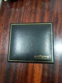 Продаються позолоченные часы от компании Oriflame