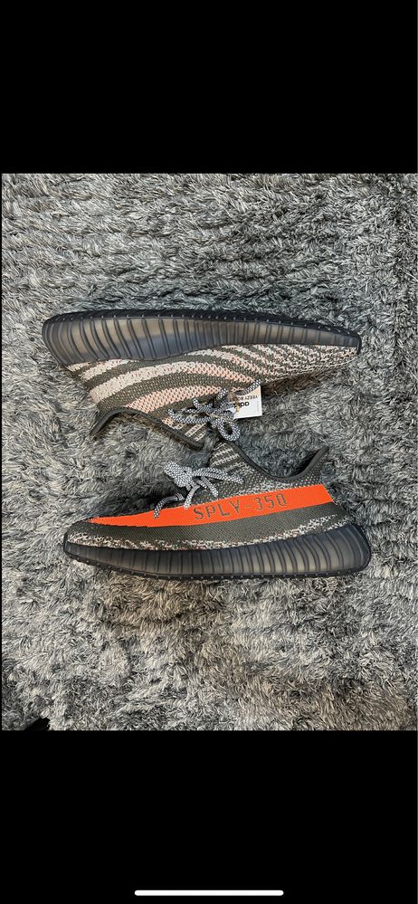 Adidas Yeezy Boost 350 V2 Carbon Beluga