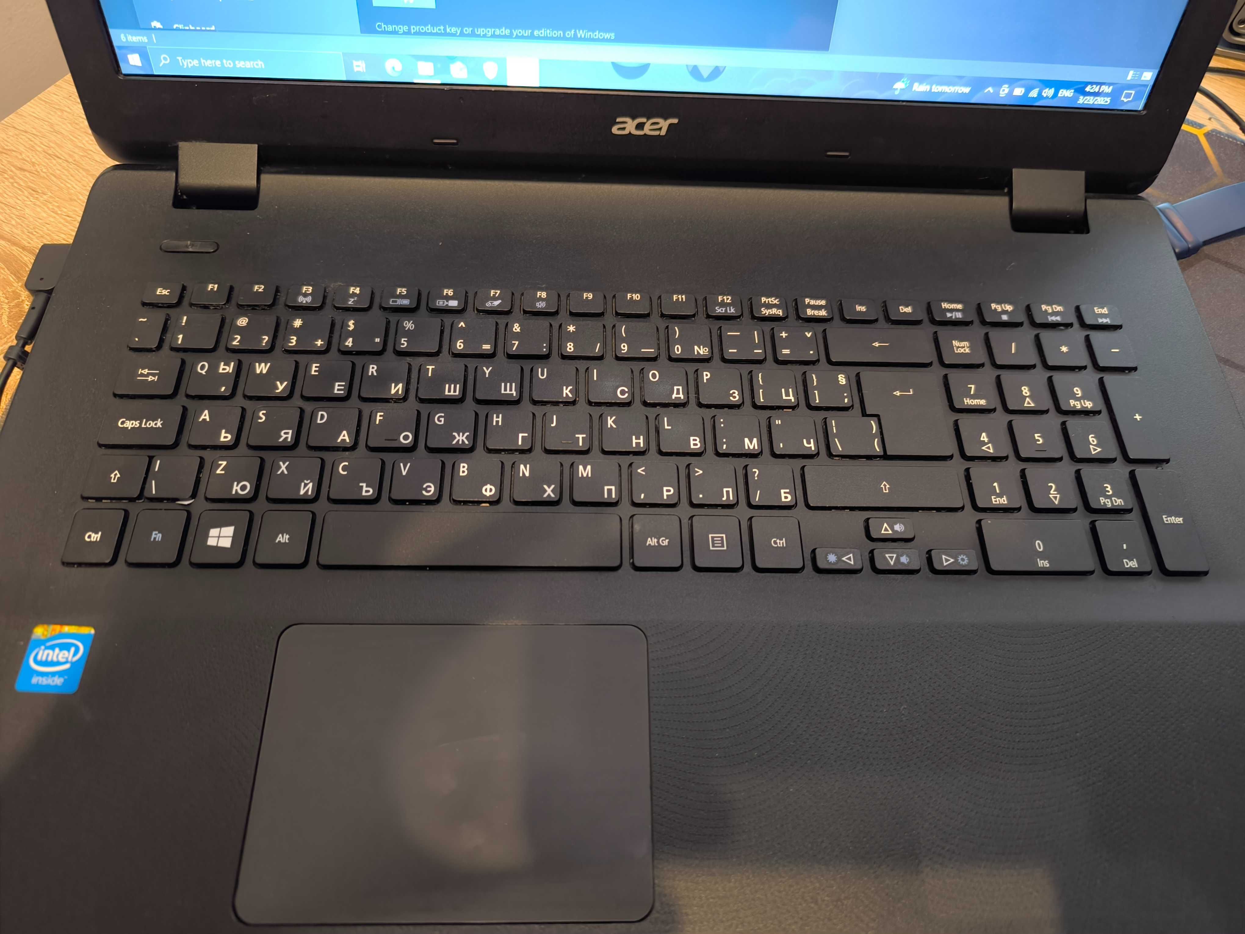 Лаптоп Acer Celeron