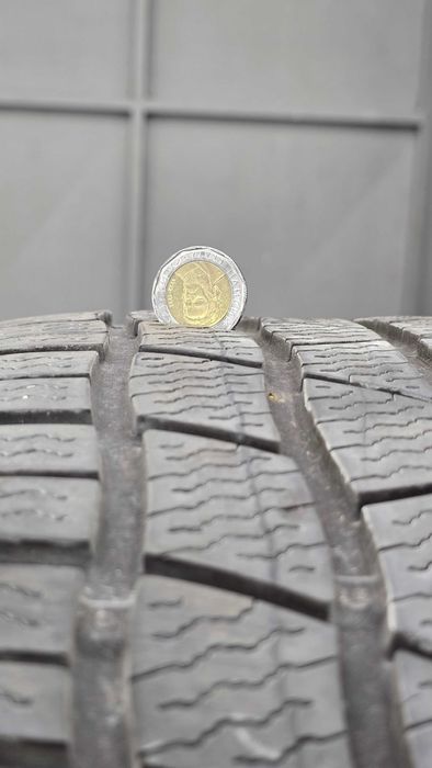 2 бр. 255/50/20 зимни Continental