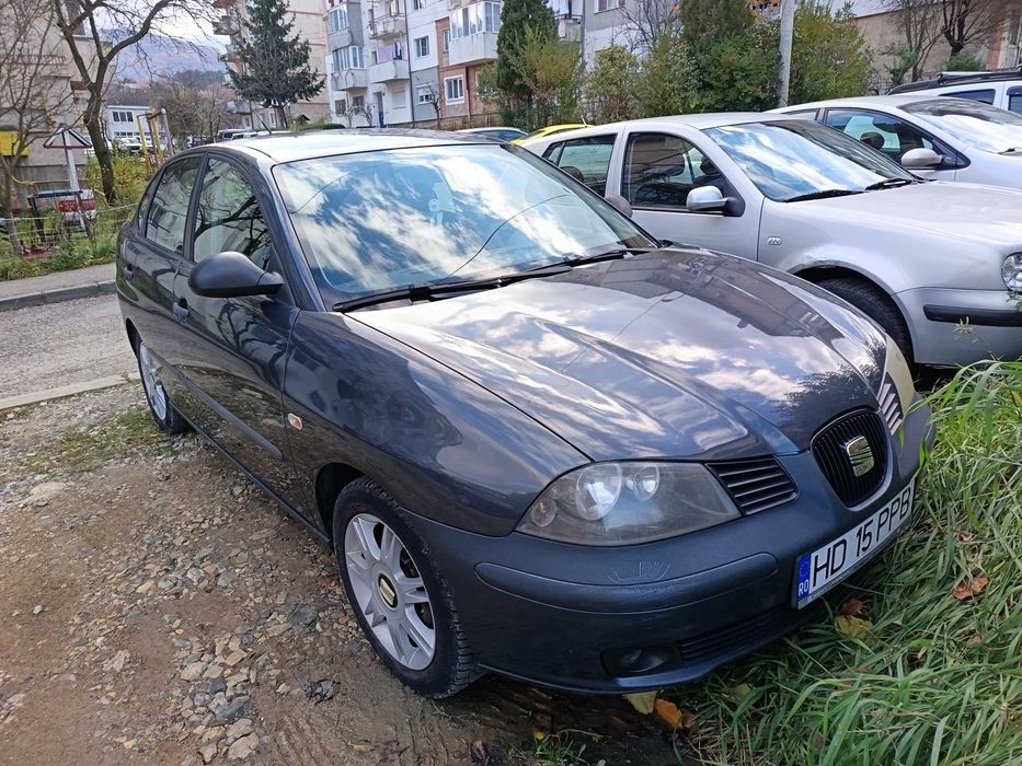 Seat Cordoba motor de 1.6 GPL omologat. Preț 1750 euro neg.
