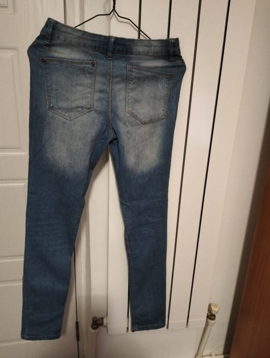 Blugi mărimea 14 ani