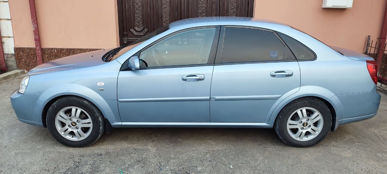 Lacetti 1,8 idealniy