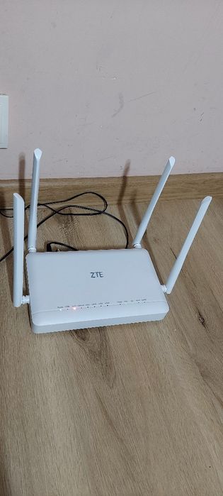 Router wifi fibră optică ZTE ZXHN F6600R FTTH
ZXHN F6600R FTTH est