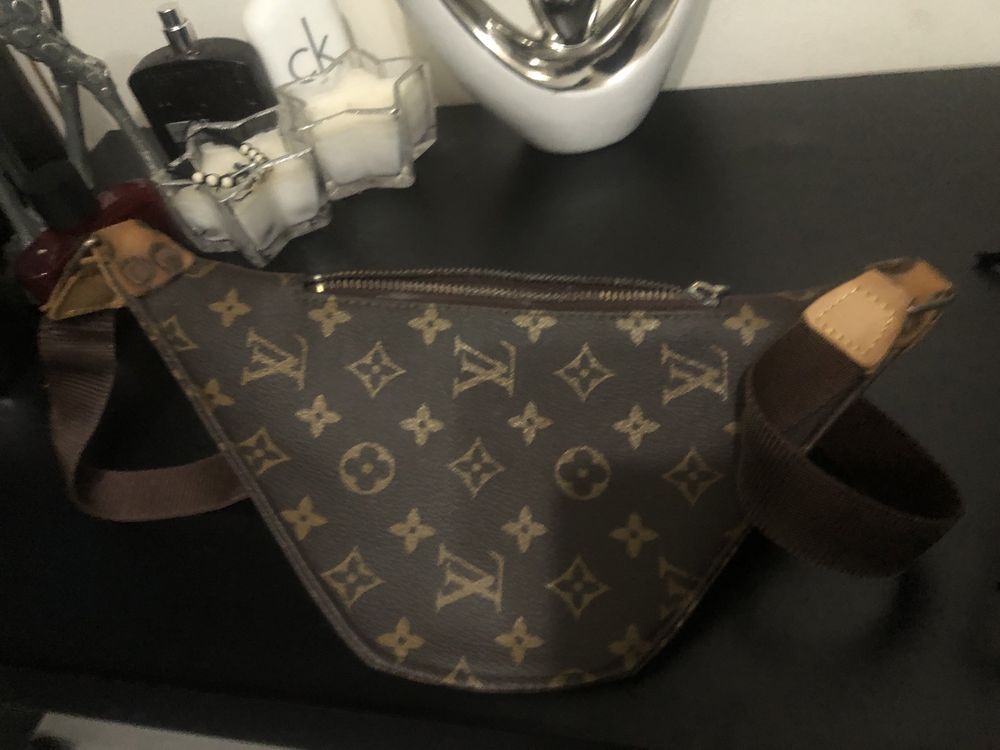 Borseta Louis Vuitton unisex