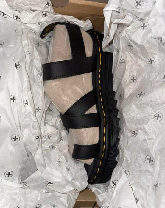 Sandale Dr. Martens Avery Originale!