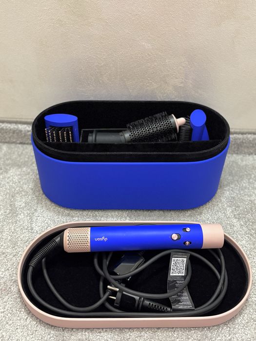 dyson airwrap blue blush