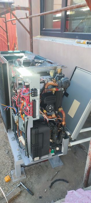 montaj service pompa caldura aer conditionat incarcare cu freon