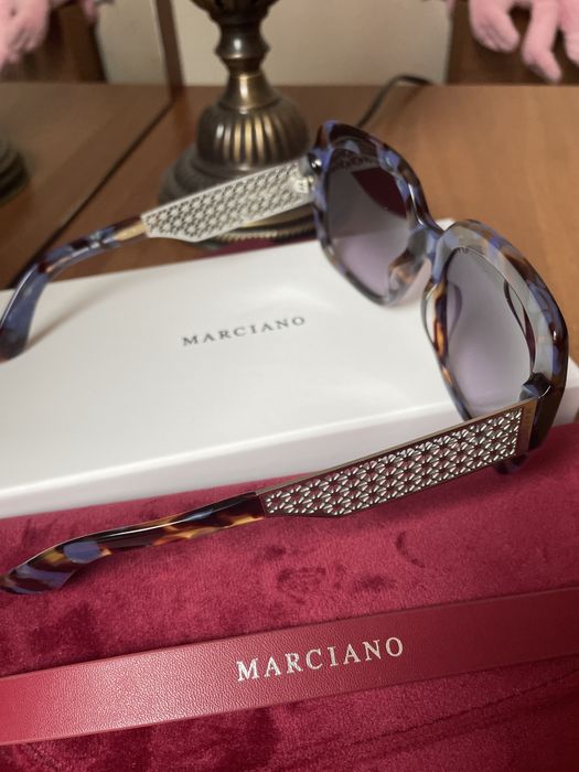 Слънчеви очила Guess by Marciano,