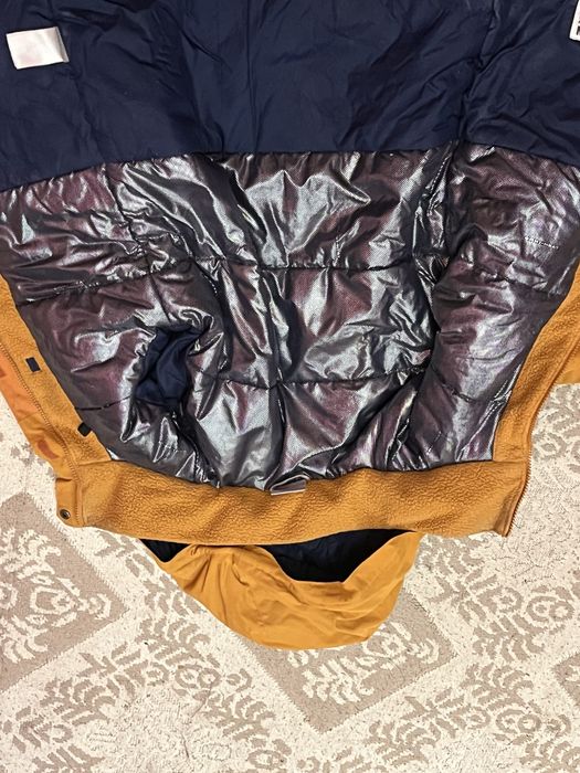 Оранжевая куртка Columbia