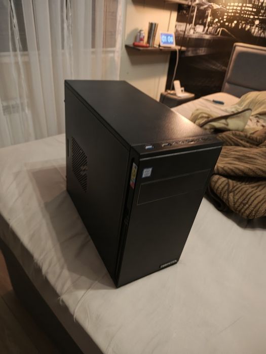 PC i3 RX480 16RAM 512 SSD