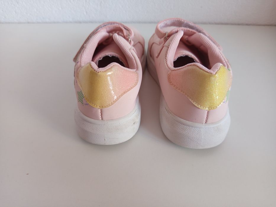 Детски обувки за момиче