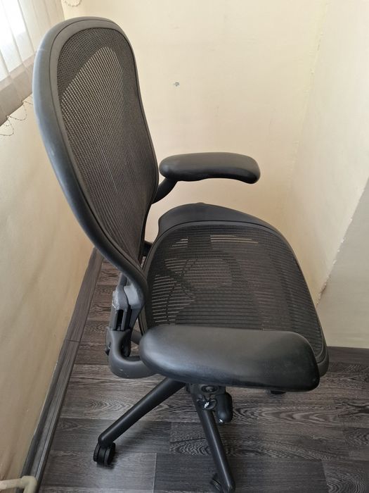 Herman Miller модел (Aeron)- ергономичен (работен) офис стол