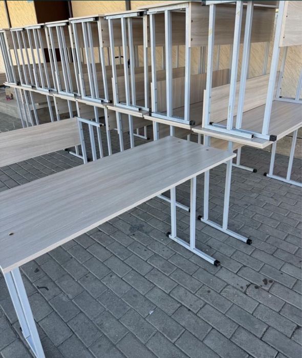 Продам парты школьные без стулья новый оптом в наличий