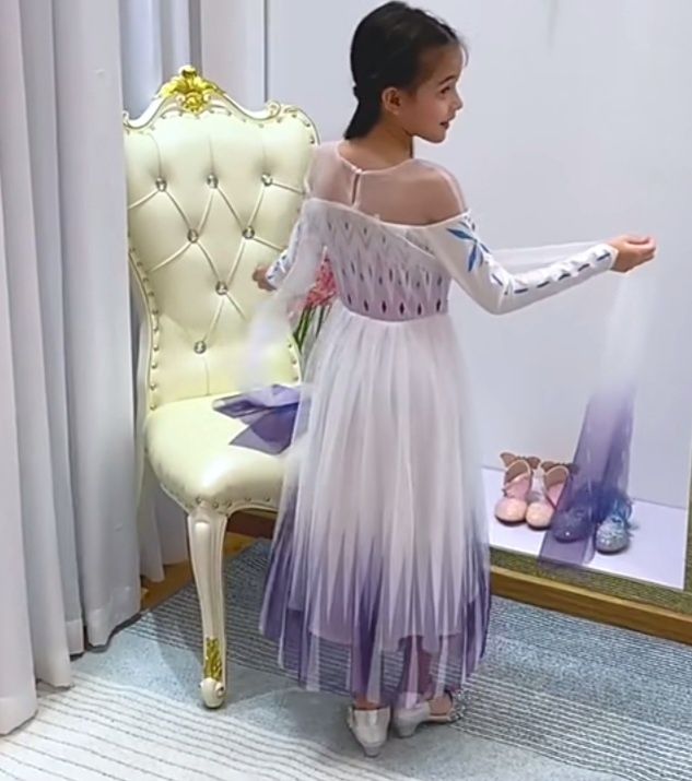 НАЛИЧНИ!!!Приказна рокля на Елза от Frozen 2+ подарък жезъл