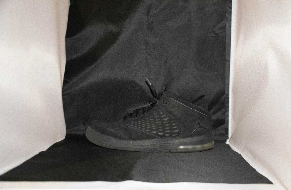 [150 LEI PRET NOU] [ORIGINAL] Nike Air Jordan Negrii Marime 42.5