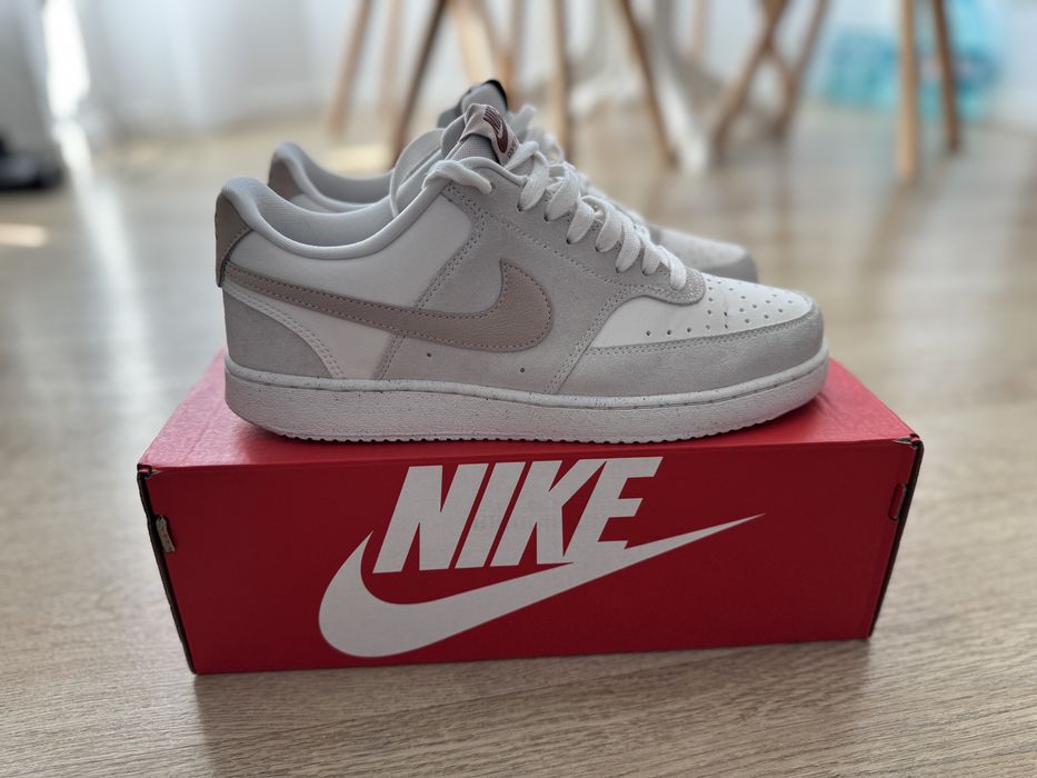 Adidasi Nike Court Vision