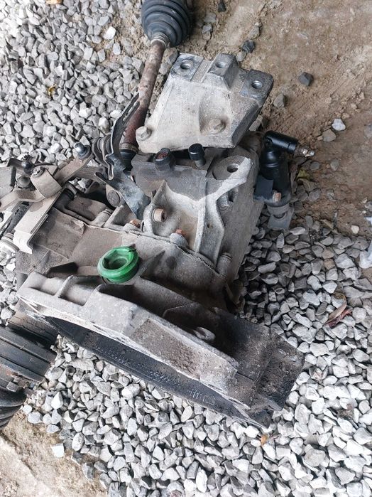 Скоростна кутия за Голф 4 /  Ауди А3 /Бора