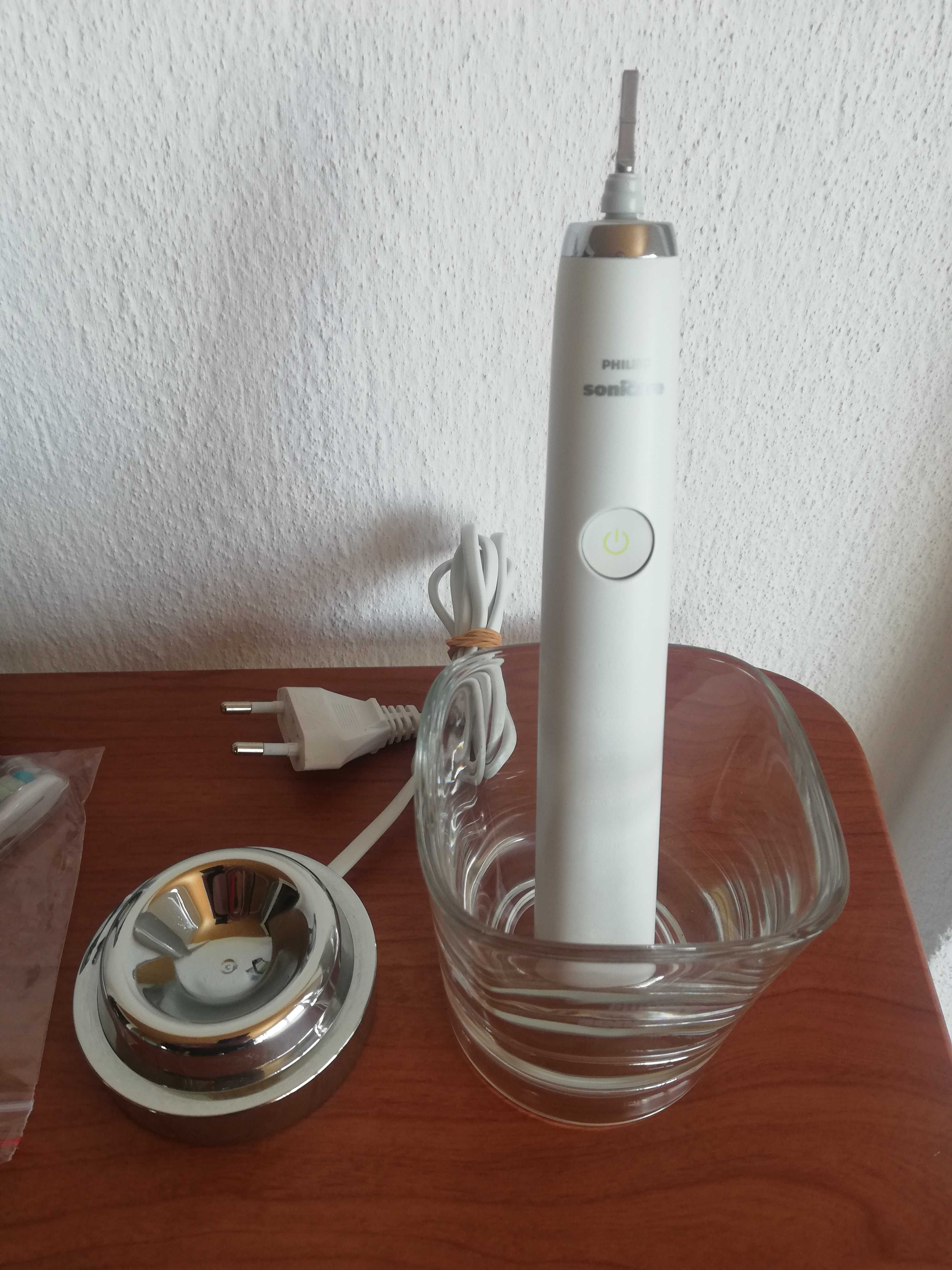 Philips Sonicare HX9450 DiamondClean 62000 движения в минута