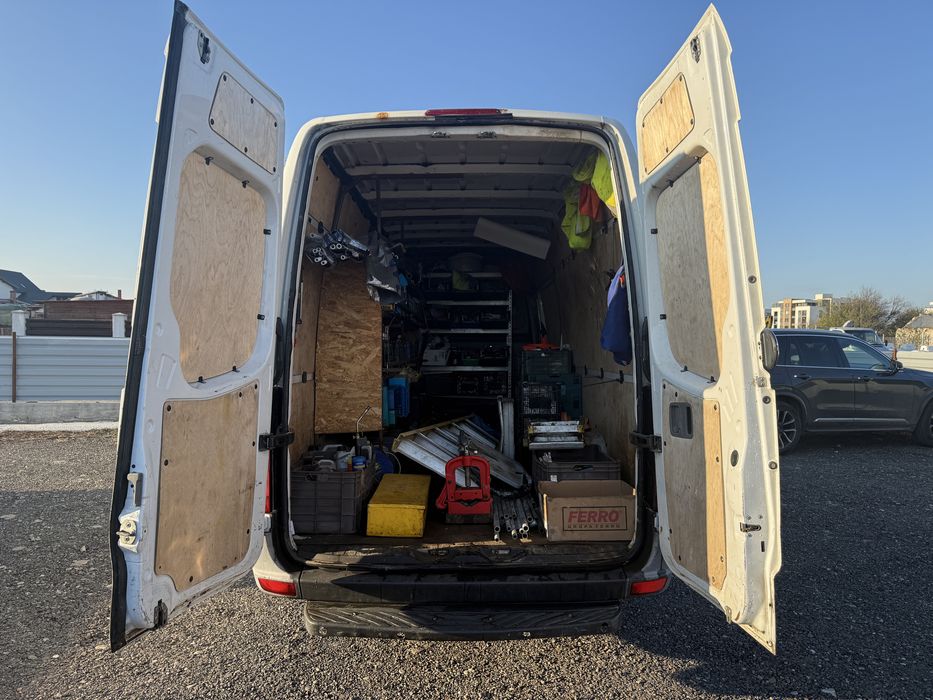 Vand sau schimb cu auto Sprinter 313