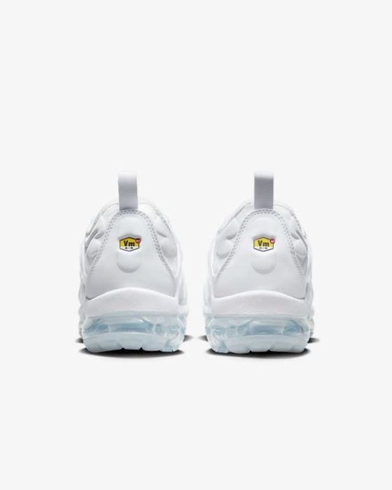 НОВИ! Nike Vapormax Plus "Triple White"