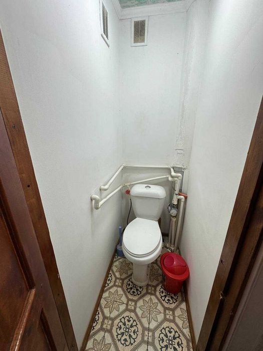 Продаётся 3х комн квартира на 4 этаже Ор-р 5 микрорайон Корзинка