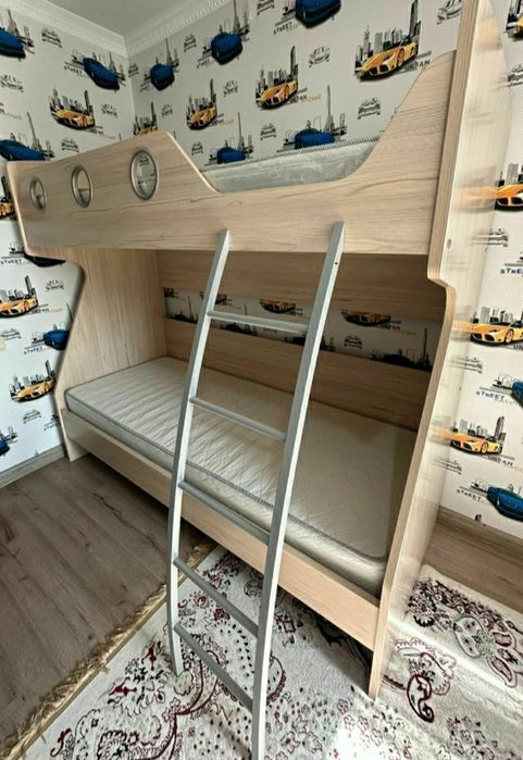 Двухъярусная кровать фирмы Шатура