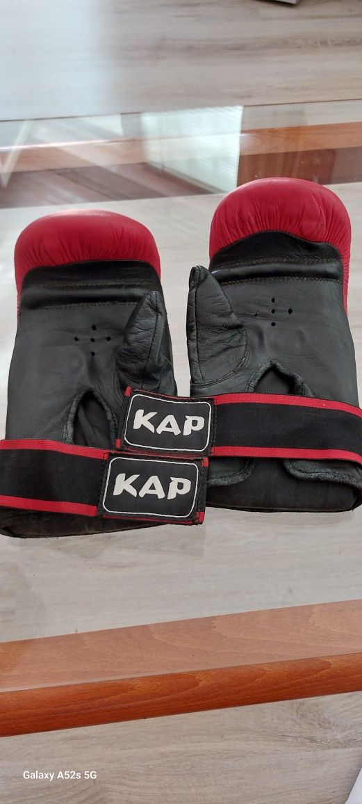 Боксови ръкавици KAP