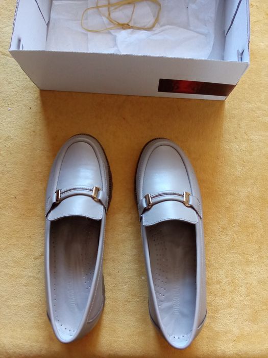 Мокасини от естествена кожа