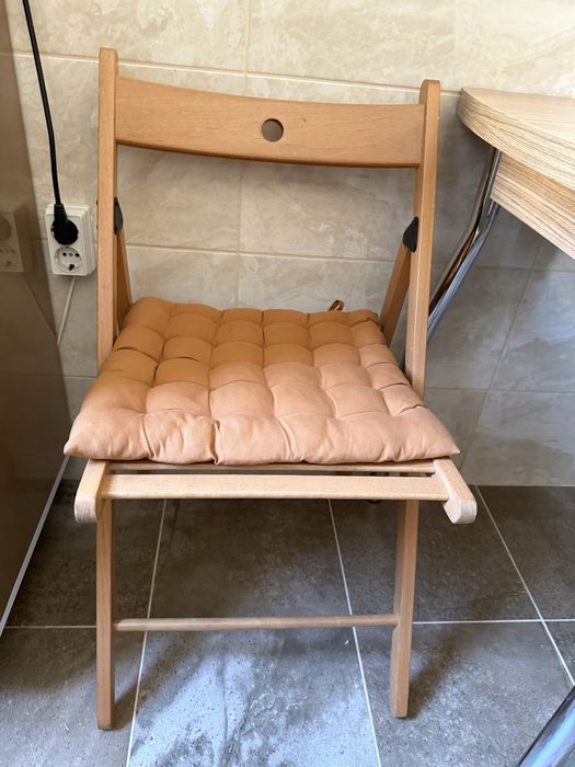 Set masă extensibilă + 2 scaune pliante IKEA TERJE