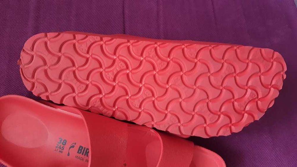 Slapi usori de plaja Birkenstock marimea 38