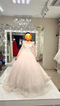 Продается свадебное платья