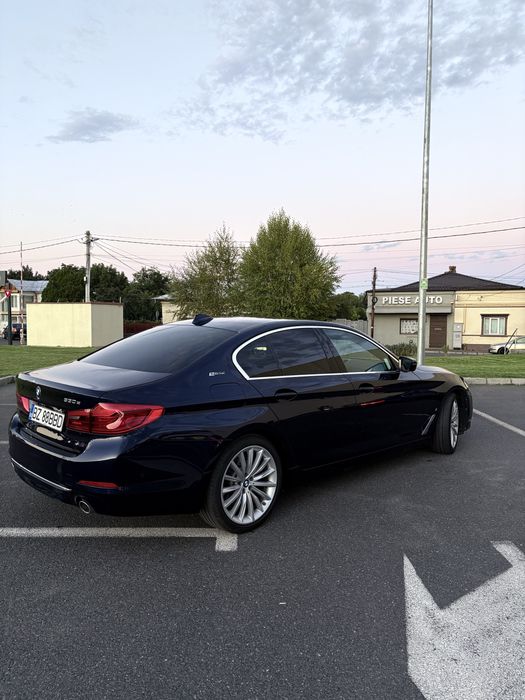 Bmw Seria 5 G30 530e iPerformance / B&W / Distronic / Gesture /Camere