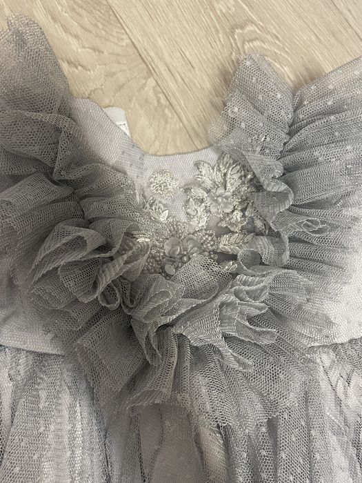 Rochita eleganta fetite 2-3 ani.