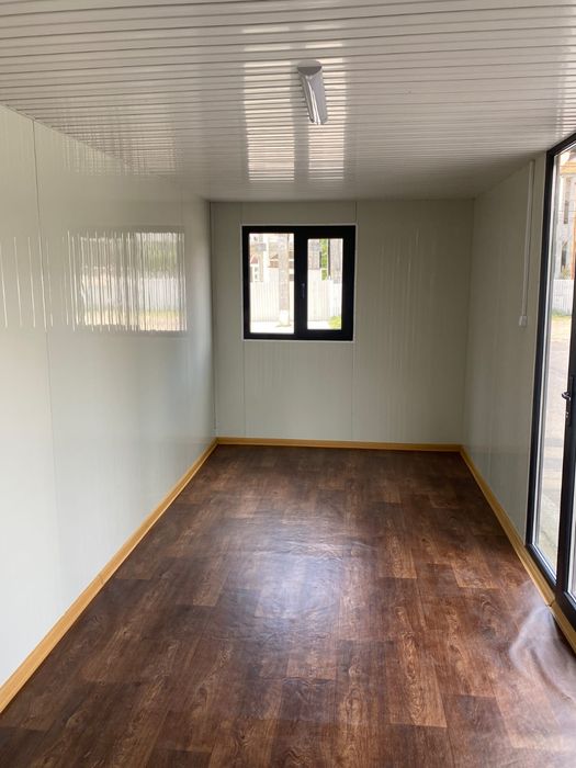 Vând containere standard