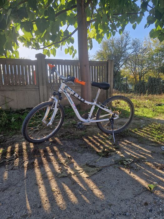 Bicicleta SPECIALIZED.  Copii Aluminiu,full Shimano