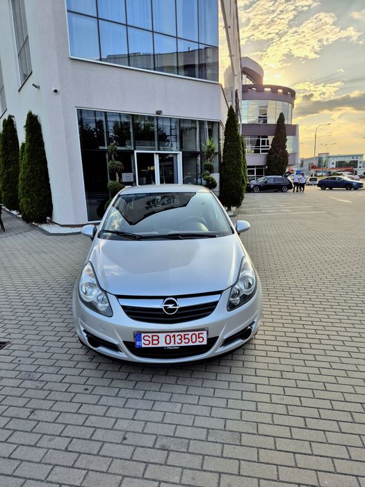 Opel Corsa D /1.4 Benzina/ Euro 5 /Clima