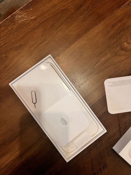 Iphone 13 alb liber de retea