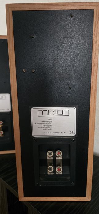 Vand boxe de raft Mission 772 in stare excelenta