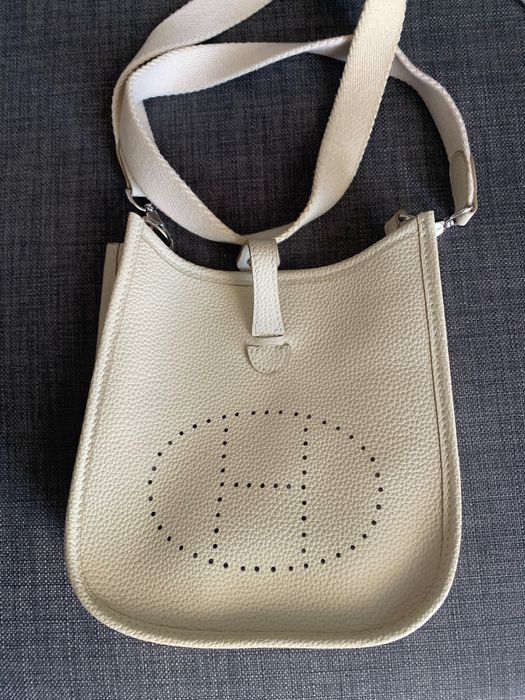 Чанта малка естествена кожа