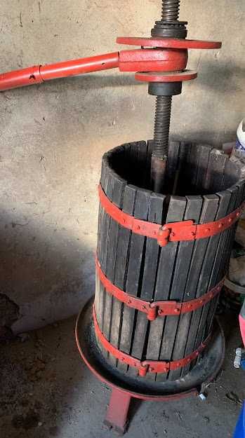 Teasc struguri/presa struguri