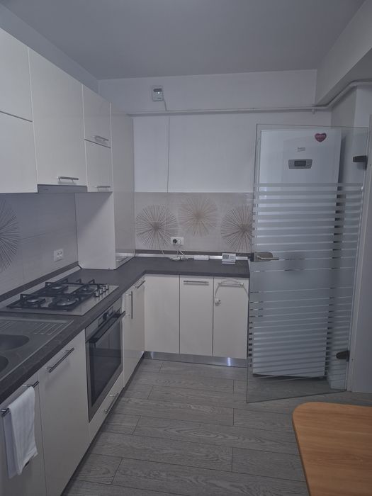 2 camere de inchiriat