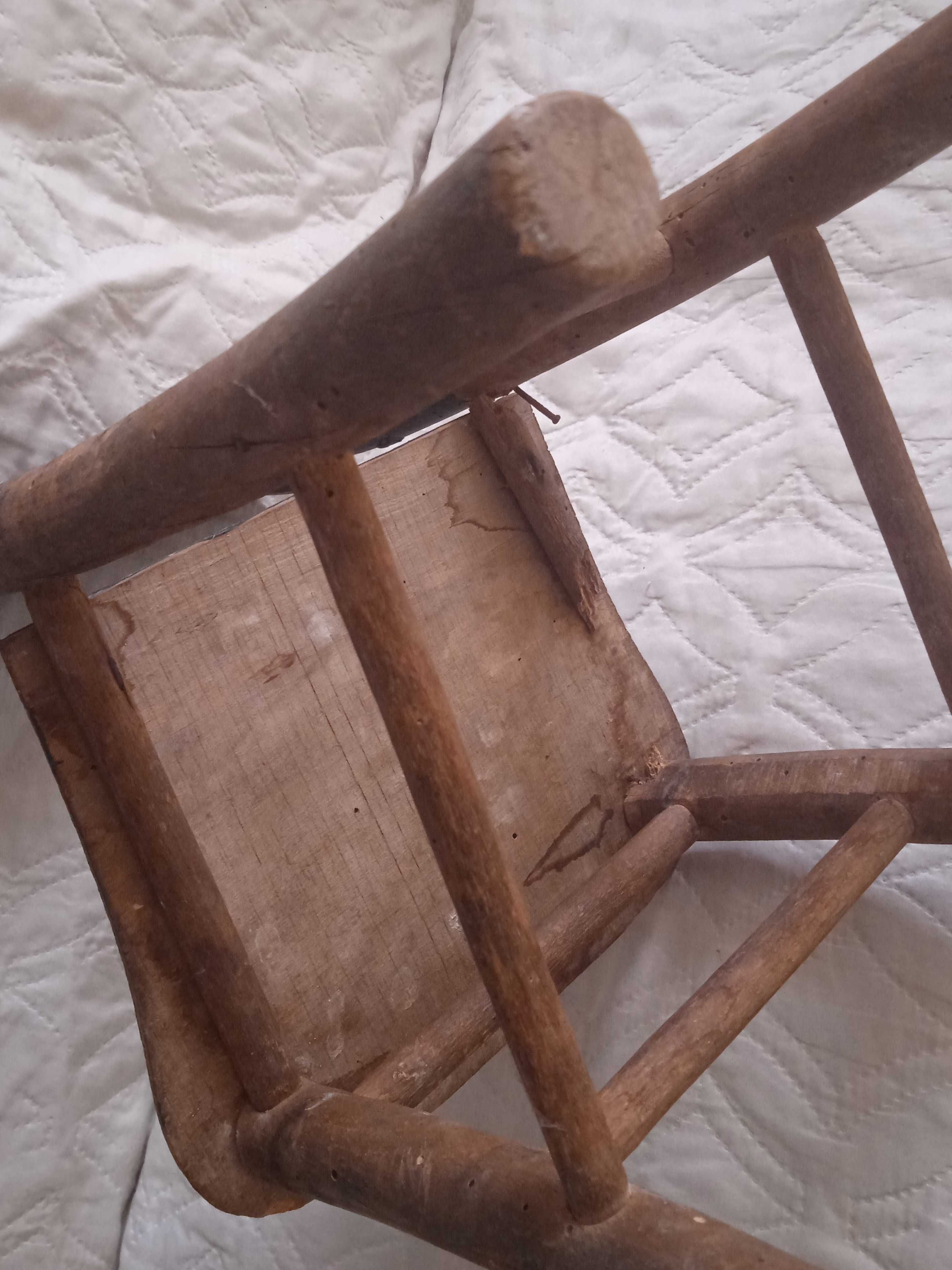 Старо Детско Малко Дървено Столче