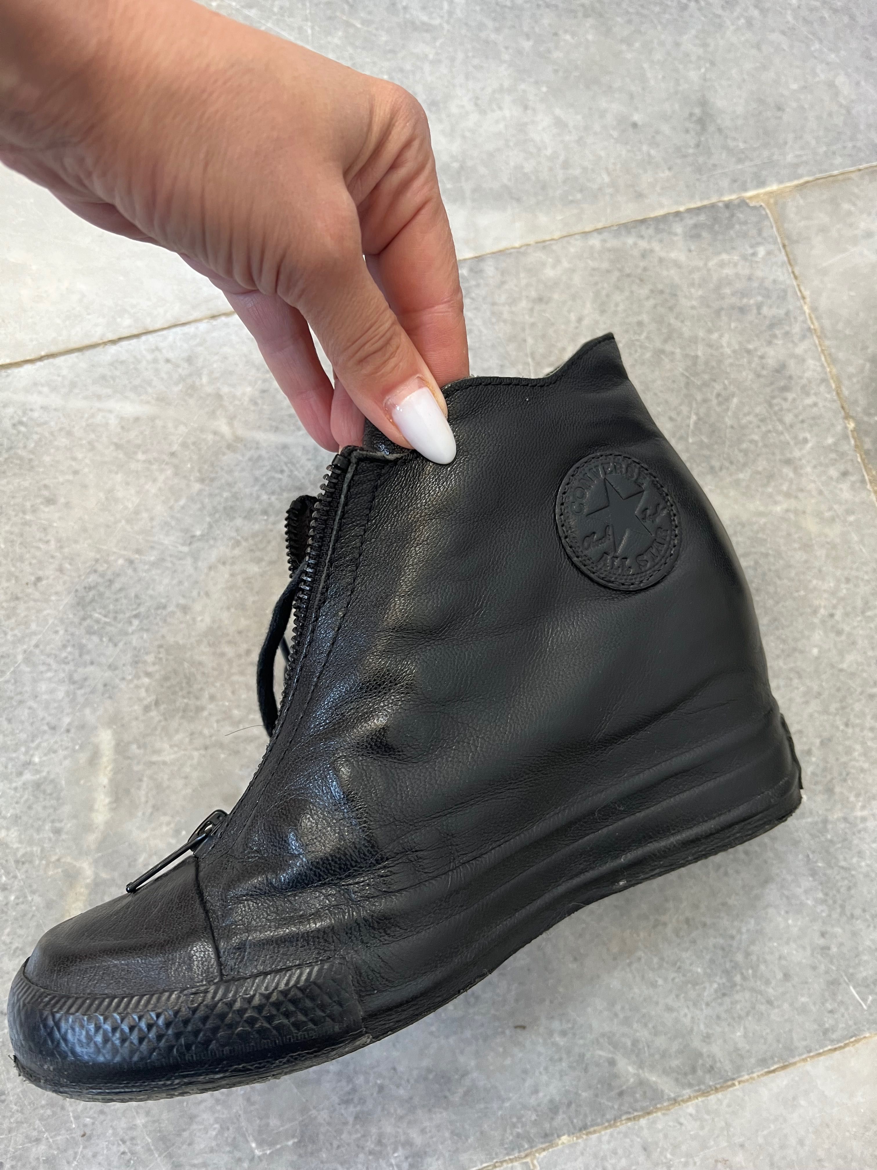 Продавам боти  на Converse естествена кожа 36 номер