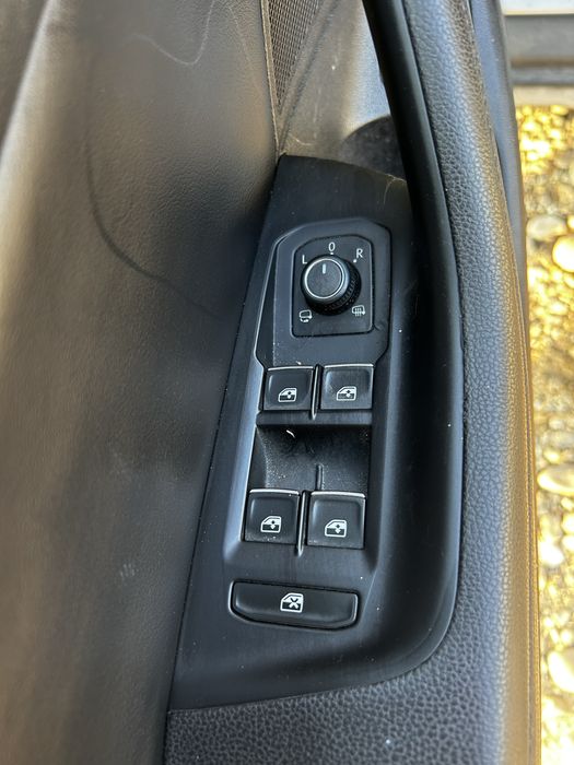 Ușă stânga față Volkswagen Passat Alltrack  B8