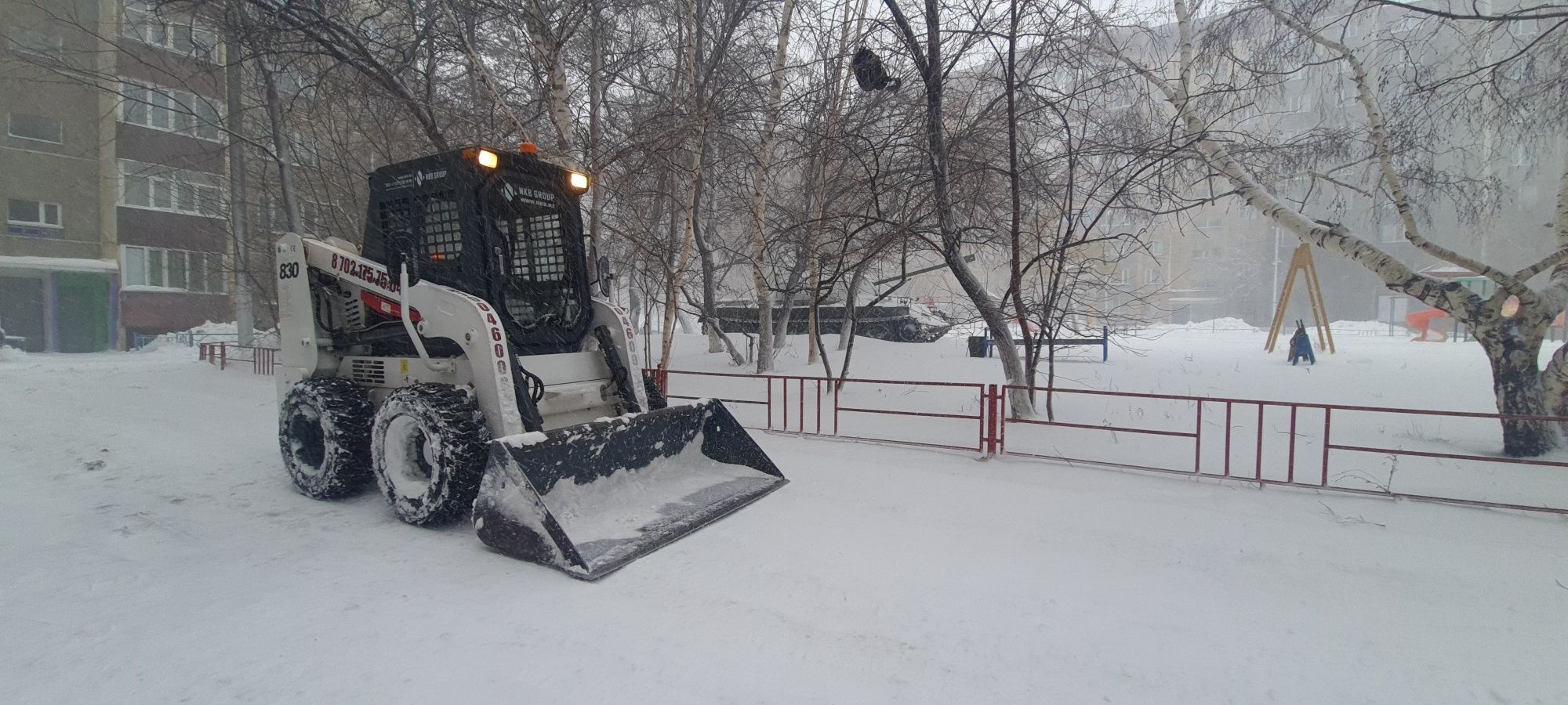 Услуги минипогрузчика