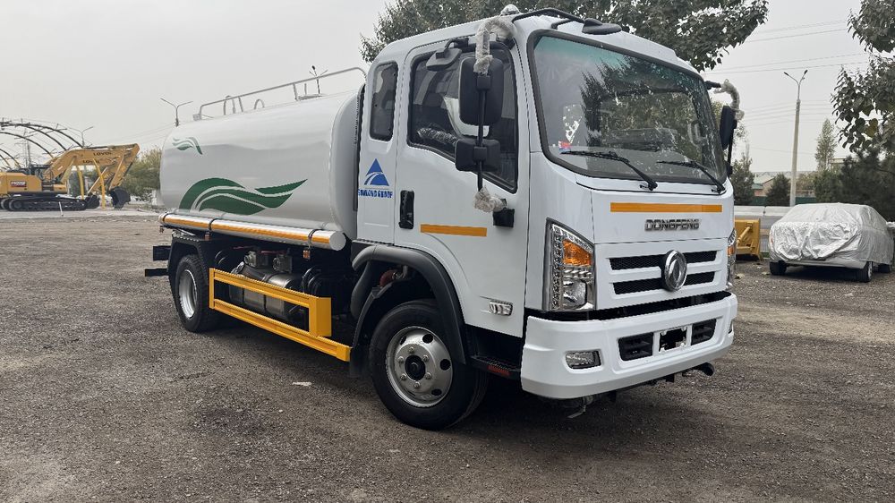 Тайёр 8куб Водавоз (поливомоечная автомобил)