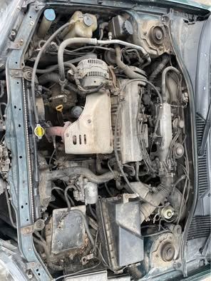 Тойота Авенсис 2.0 бензин  Toyota avensis 2.0 I 1999 г  НА ЧАСТИ !!!