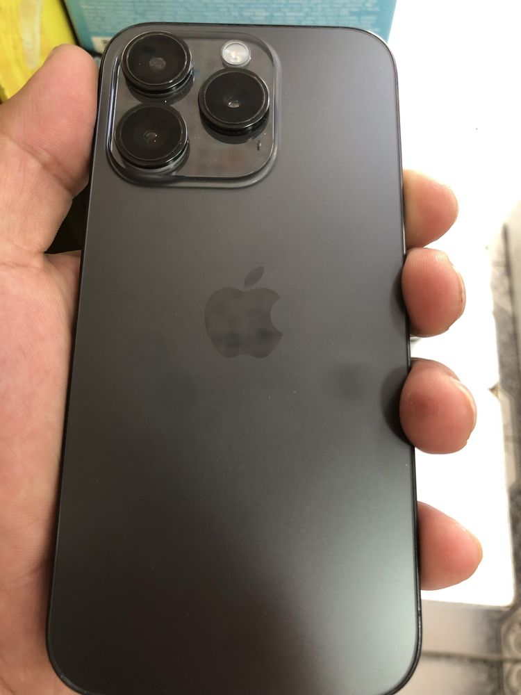 Iphone 15 pro sotilad